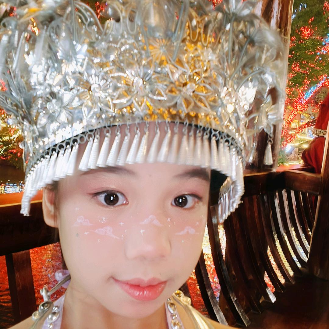 纪哥（小思依不止爱唱歌）