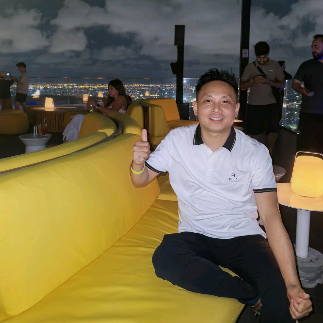 中山市东凤镇群发二手注塑机贸易（慕容东）