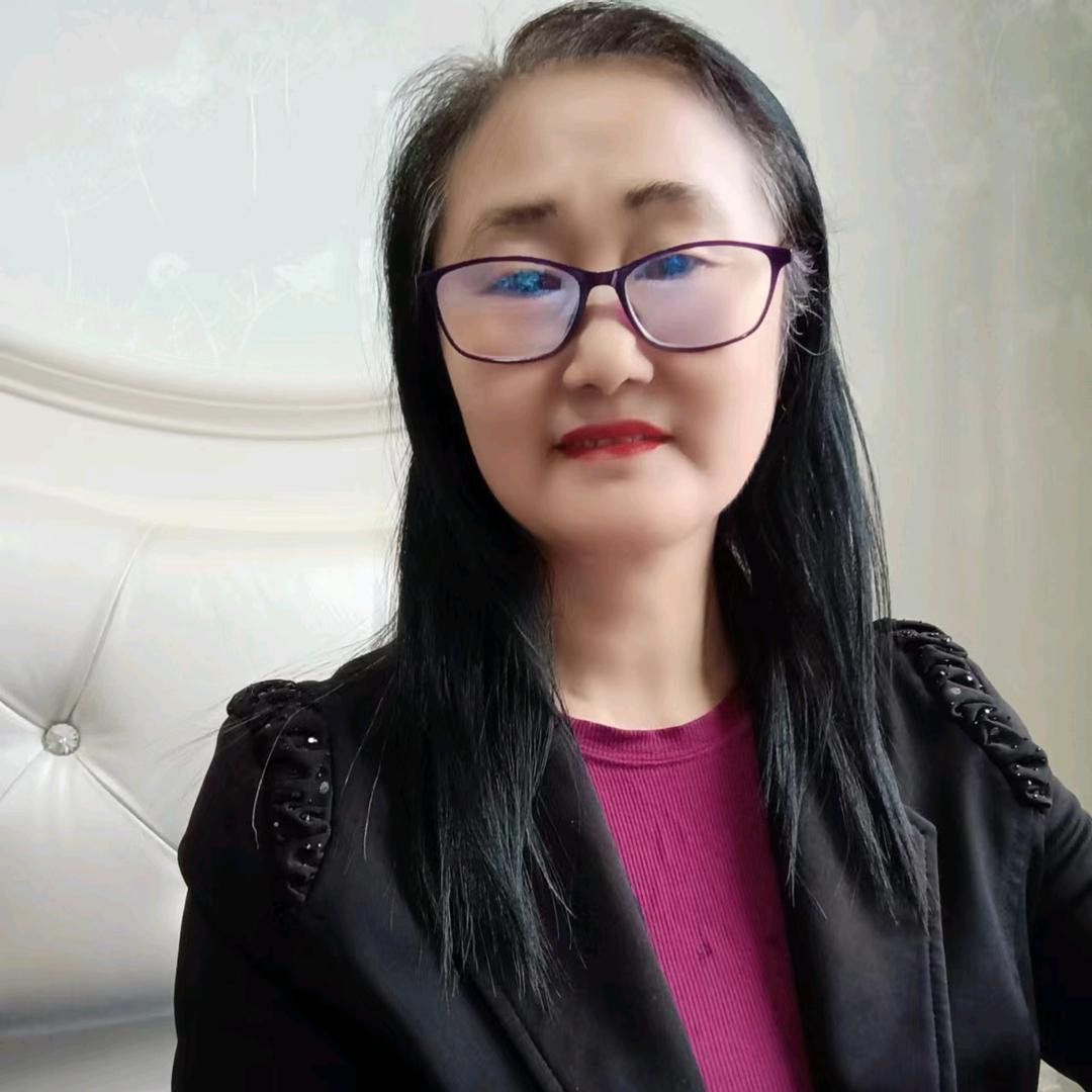 玲姐 🎤🎤唱歌直播间欢迎光临