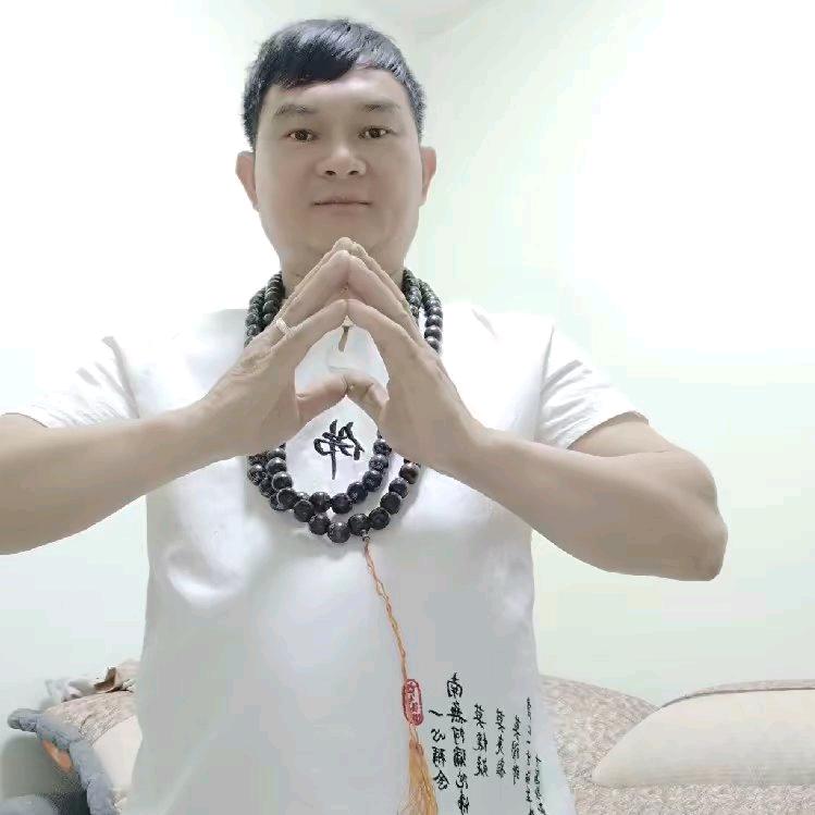 祖传佛教佛缘杨万华先生