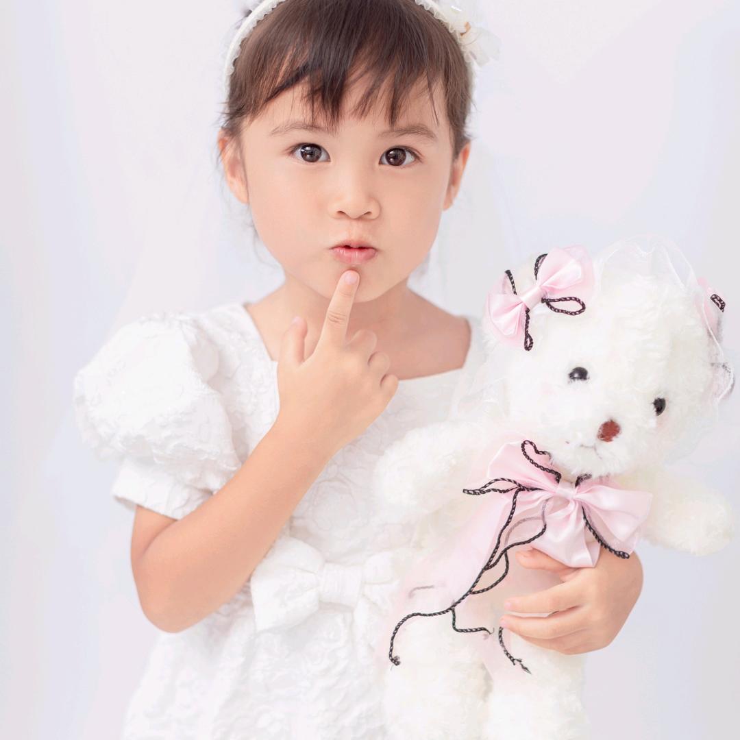 - 小爱 妃