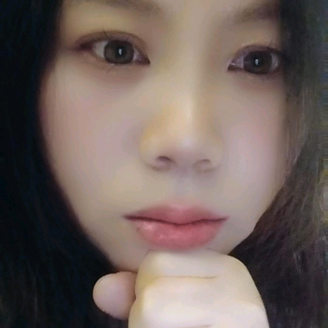 华