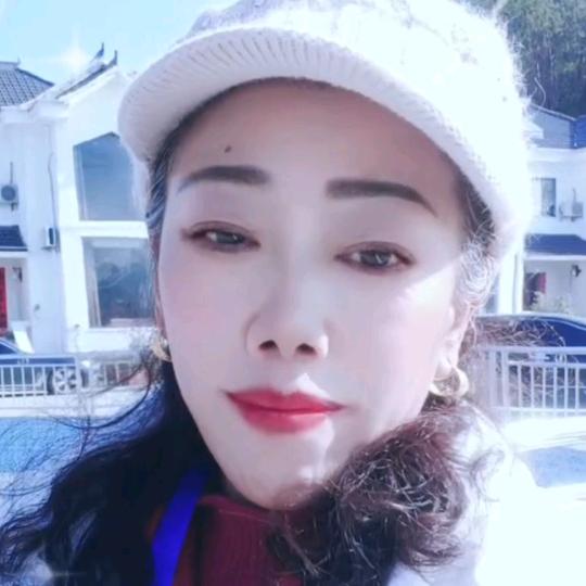 笑对人生（菊花视力下降）暂停写评