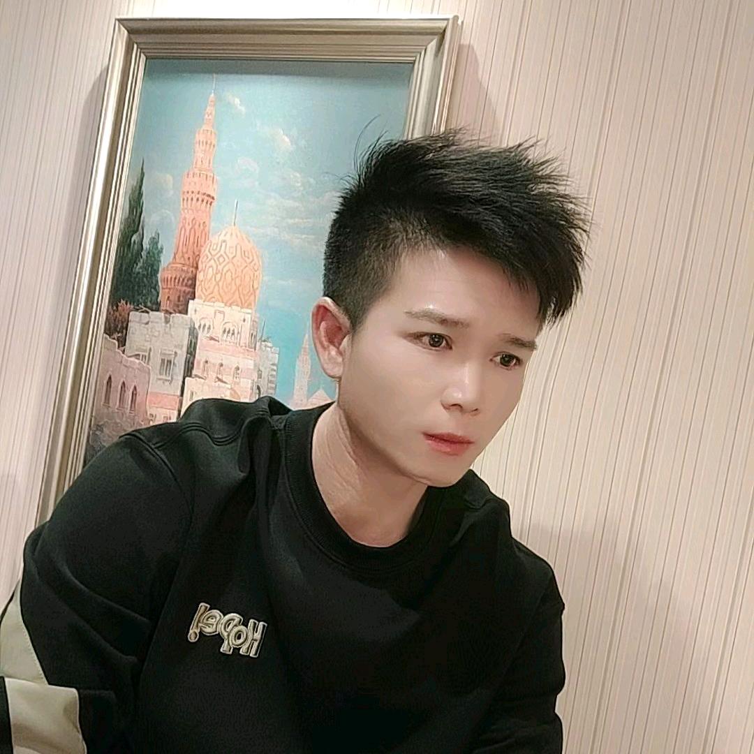 钟山✔小树林🇨🇳