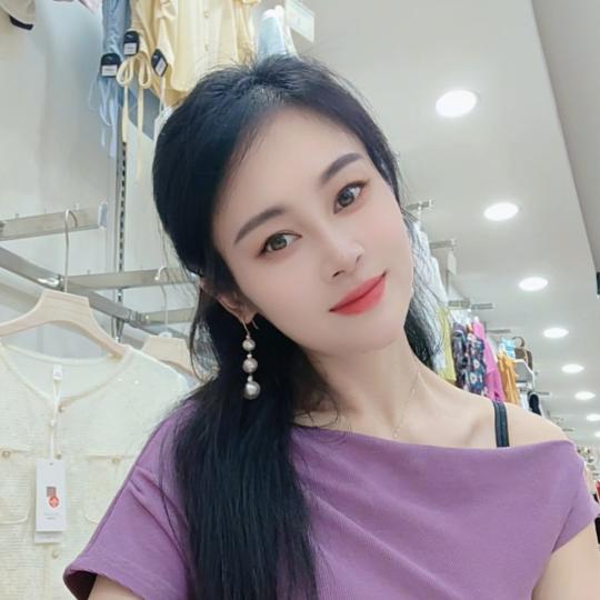 新城镇服装小丁