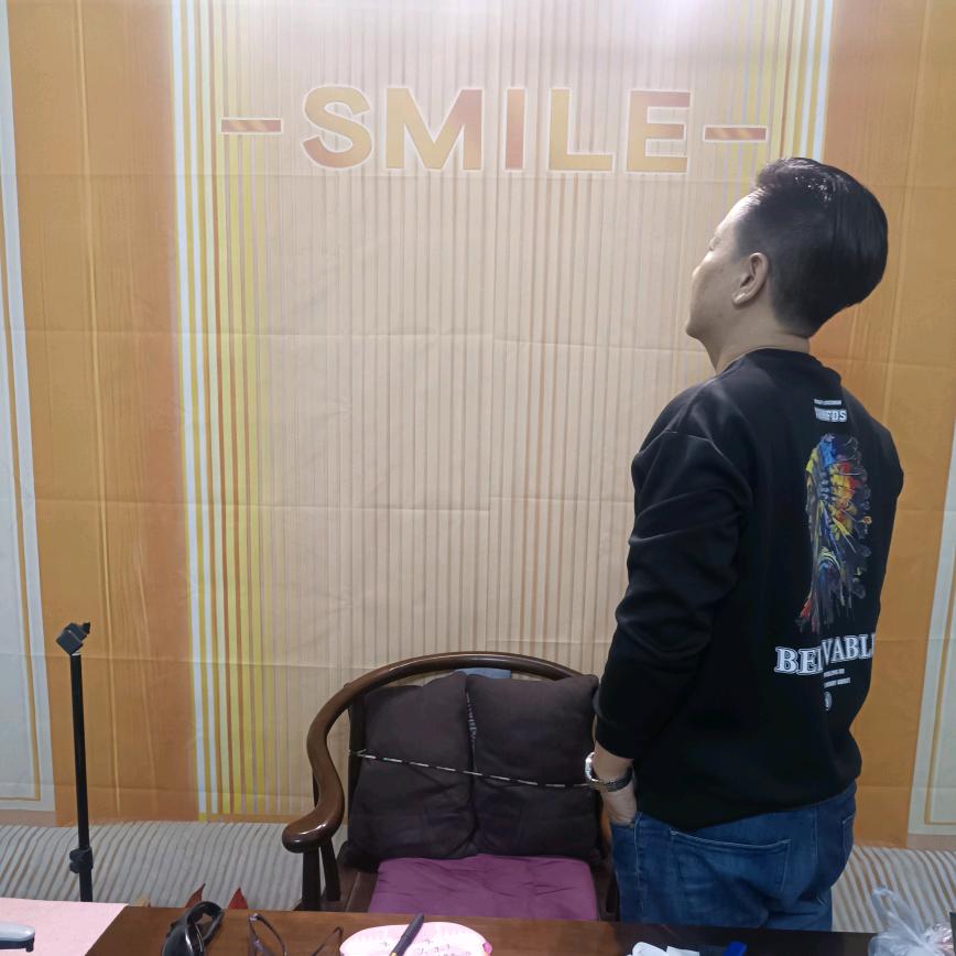 广州盛哥帮找服装源