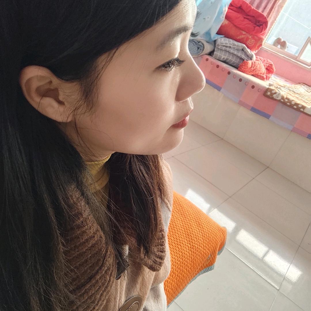 请叫我(●'◡'●)凤姐