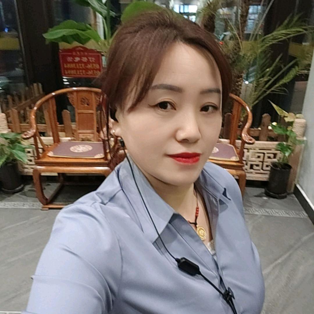 红叶大酒店小张