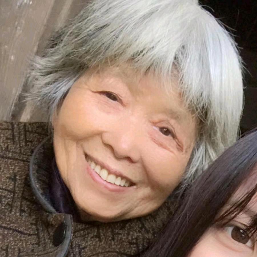 莲·