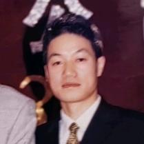 蕭*偉