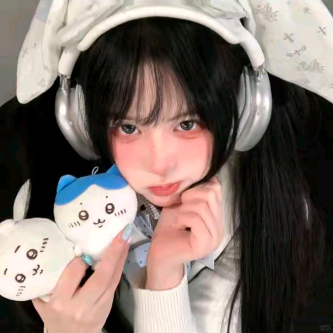 肆肆