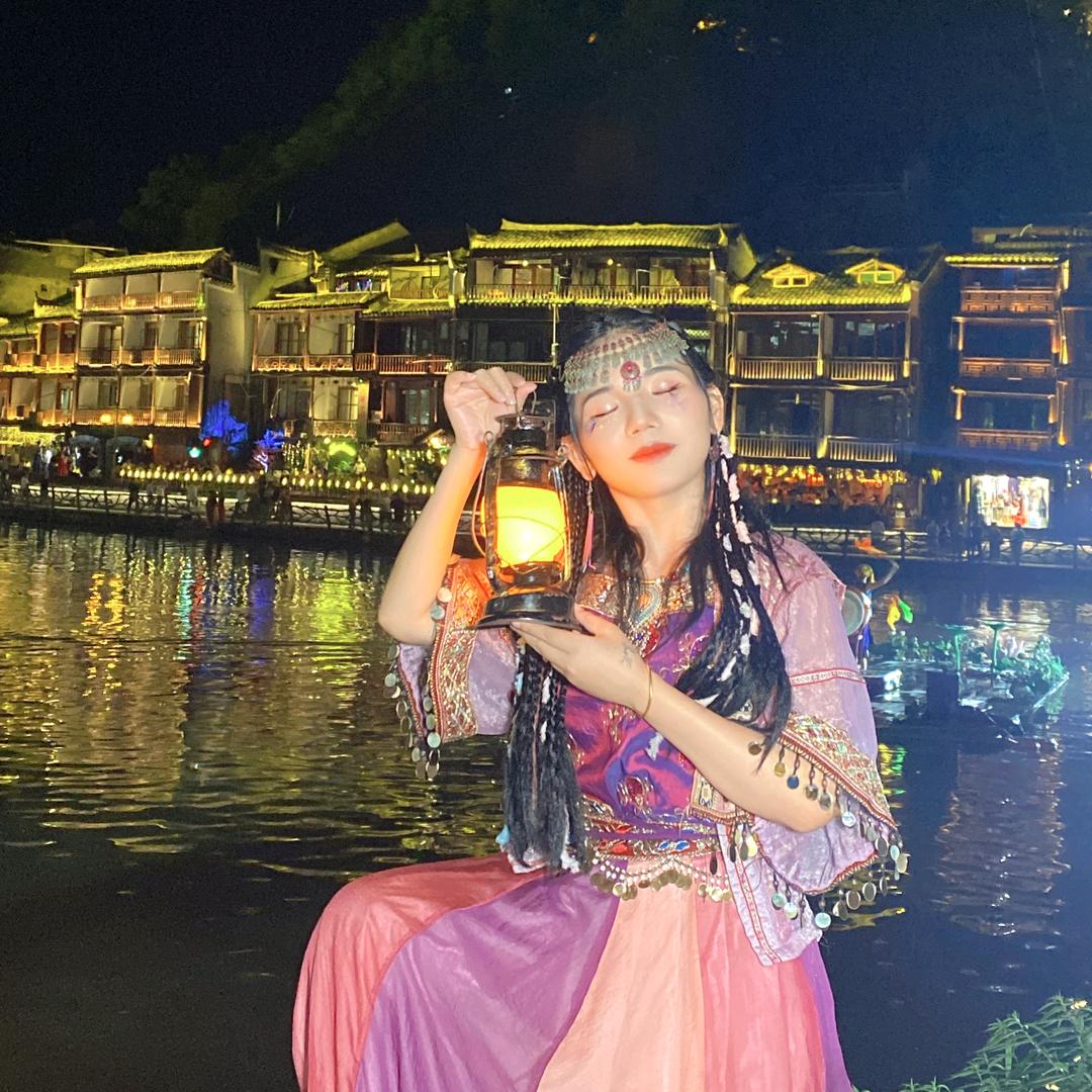 @一张💰不够花