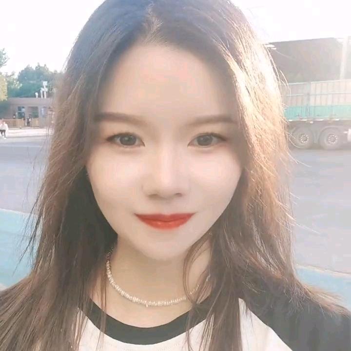 莹莹🥰