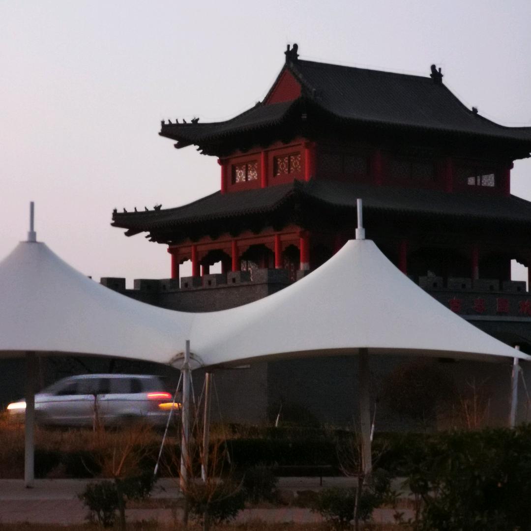 zou是不一样