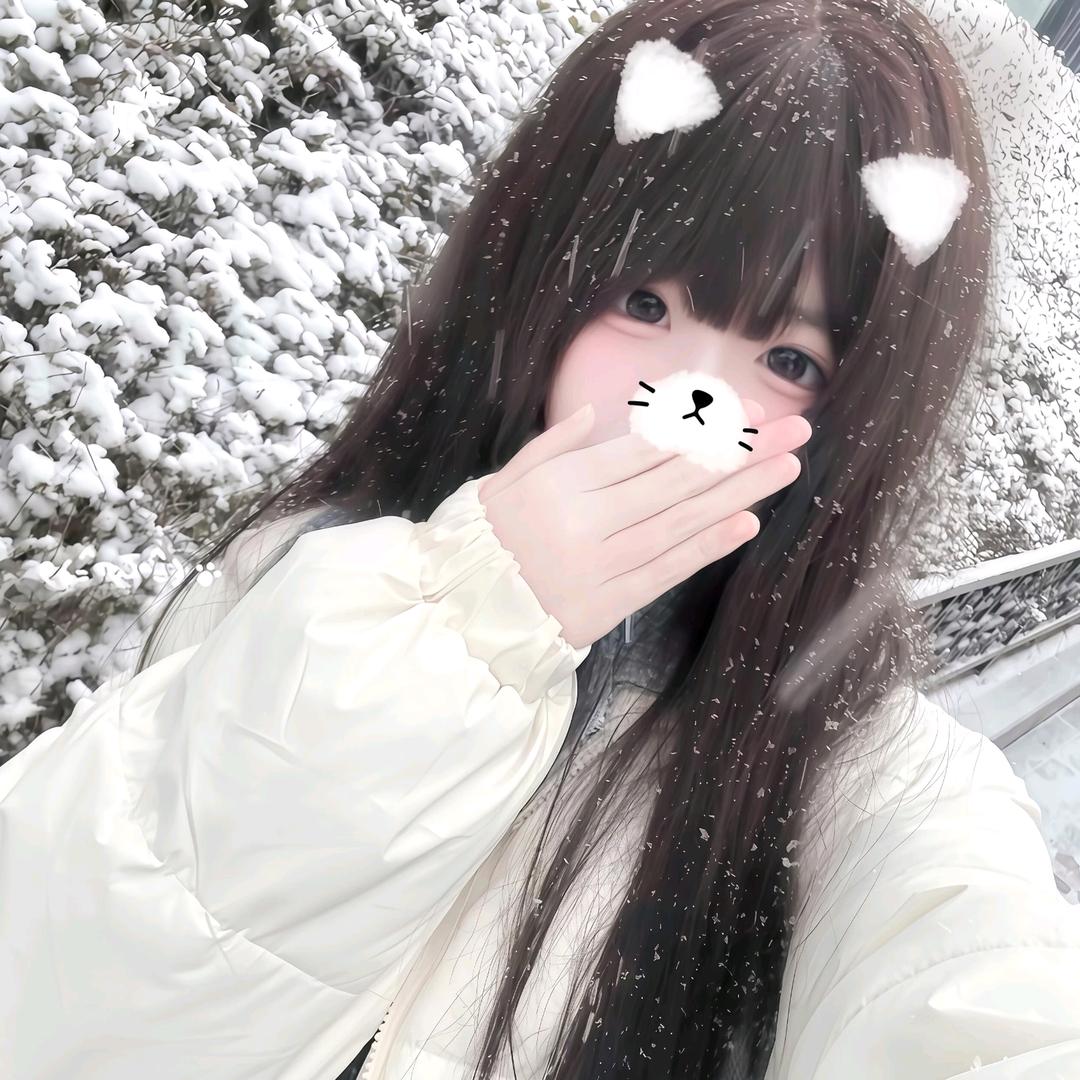 耶元小谕ear