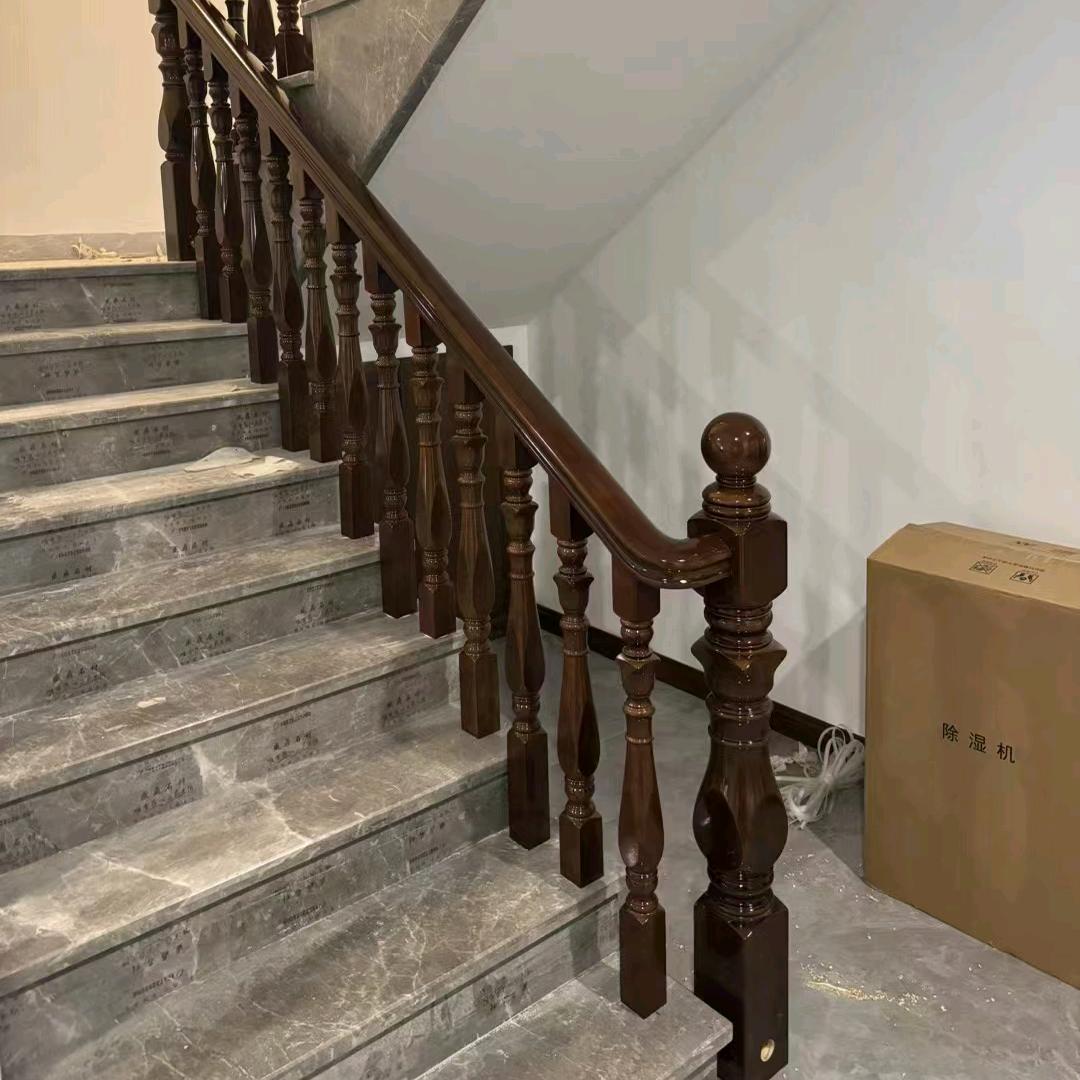 柳州融水纲跃红木扶手