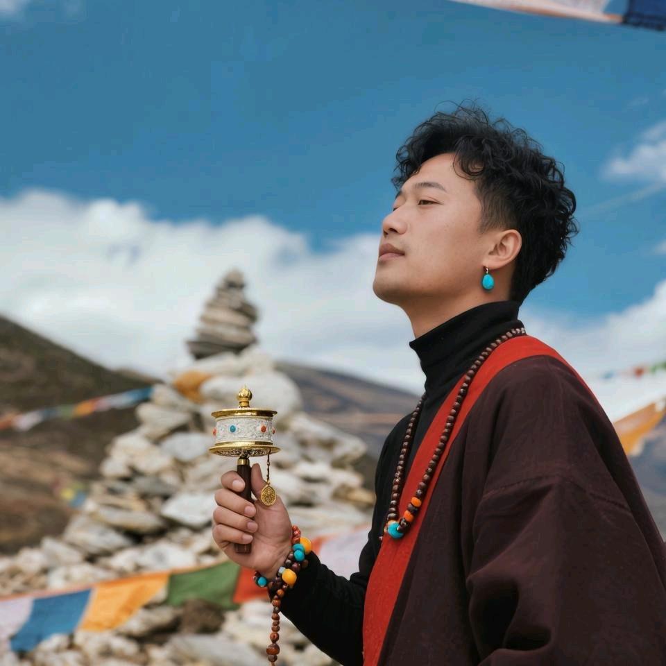 AA小胖子，弐手🚗