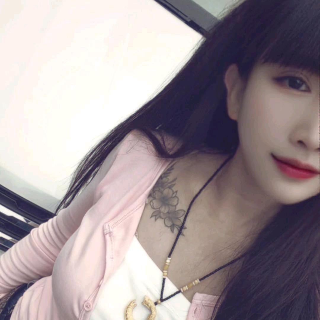 默默