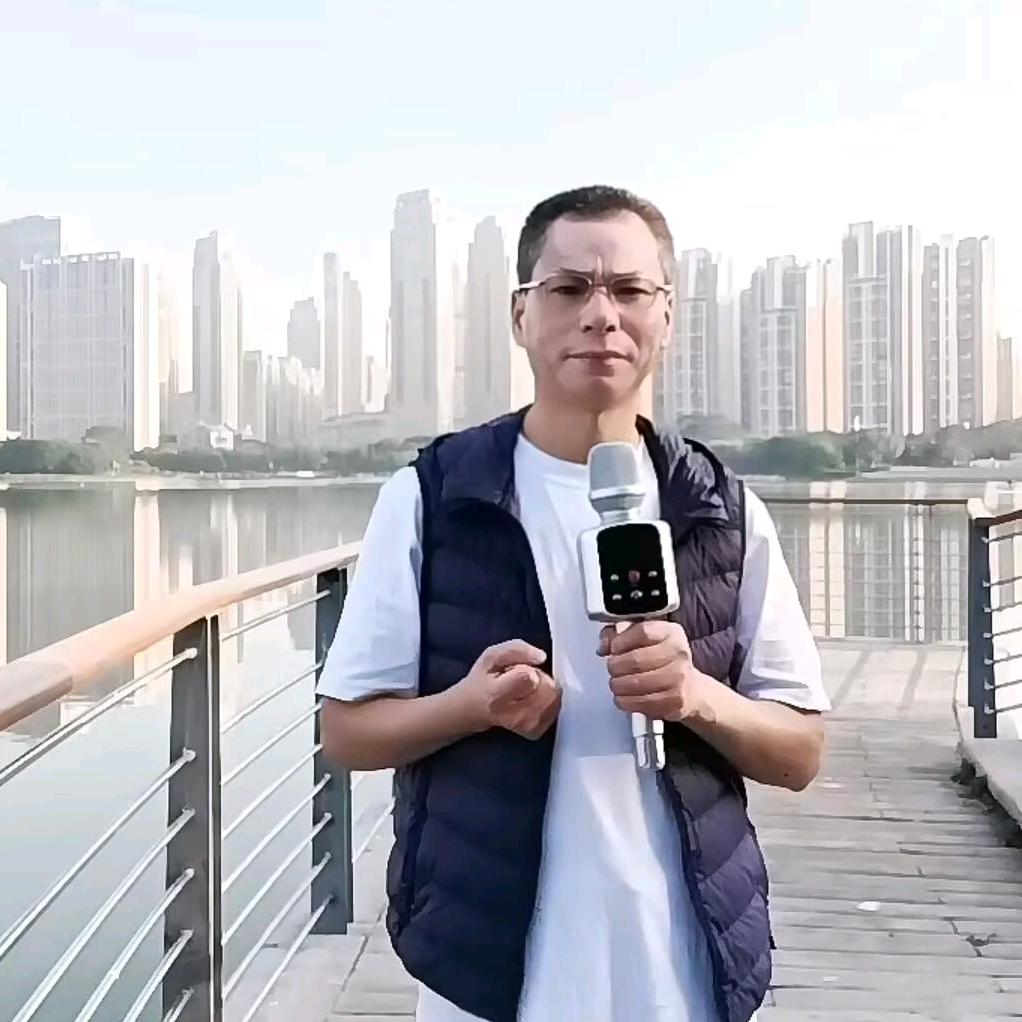 不凡🇨🇳🎤