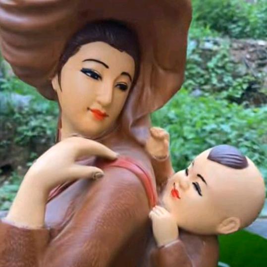 邓家菇凉涂家媳妇馨辰怡意的奶奶