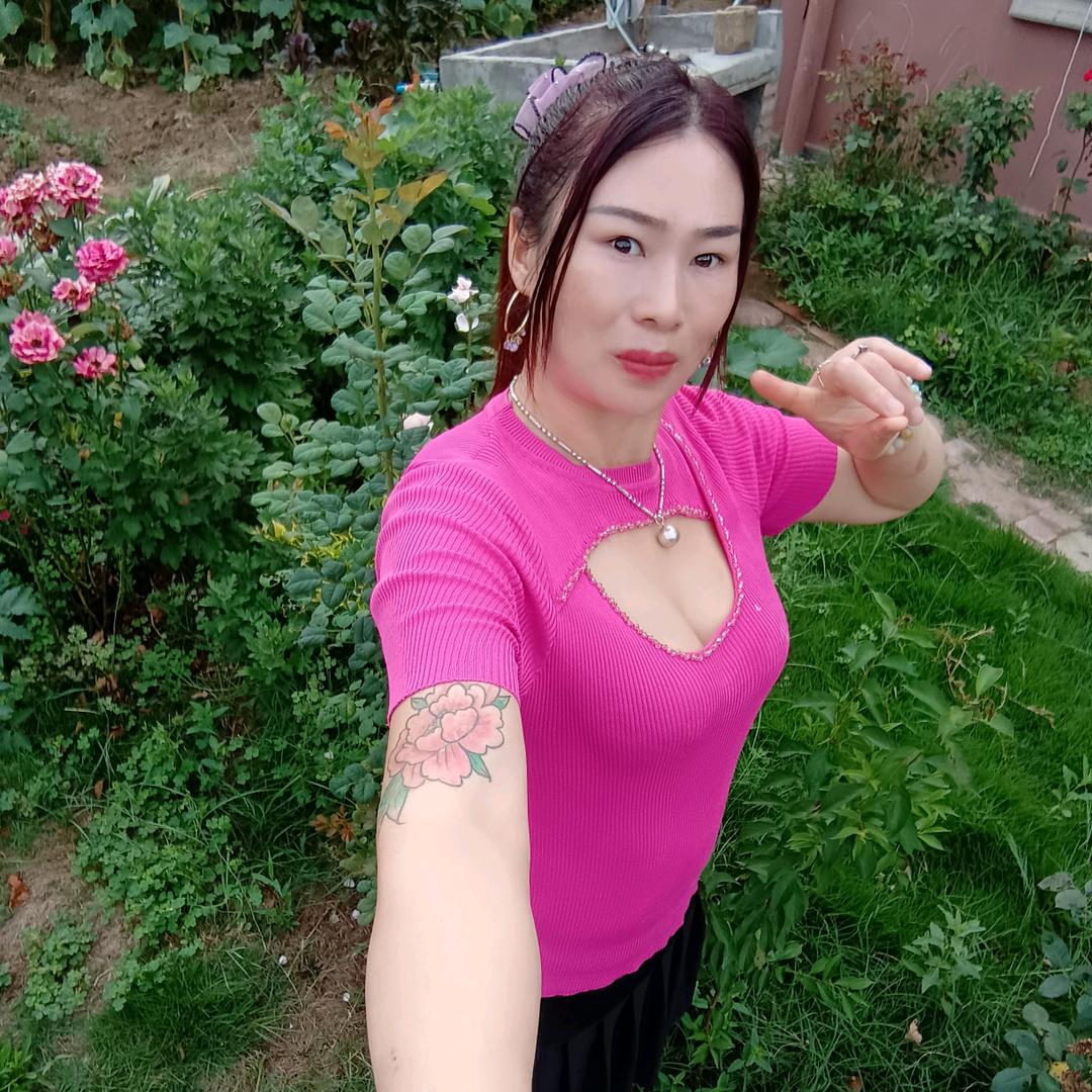 邓华华