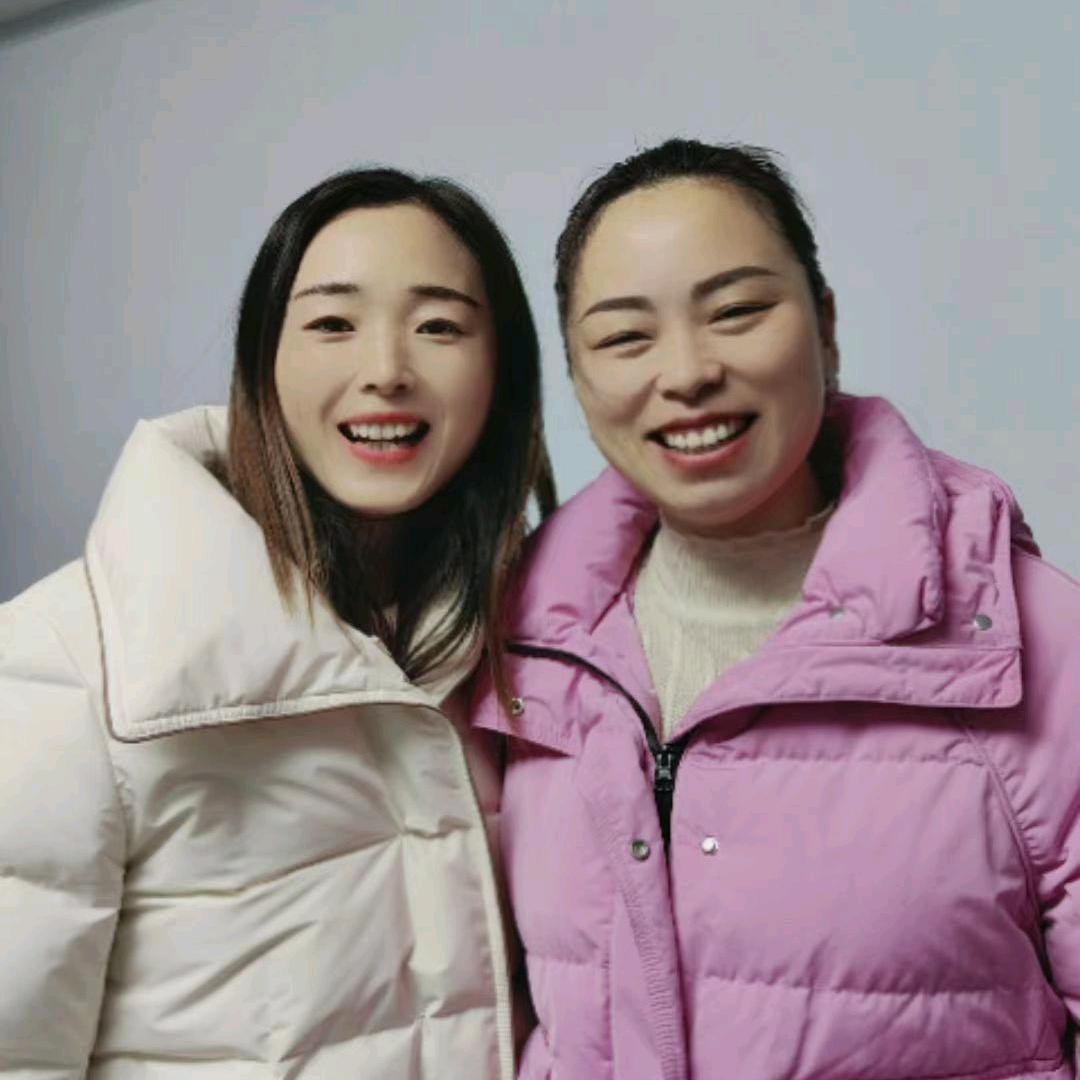 金凤饲料张蕾（助理）