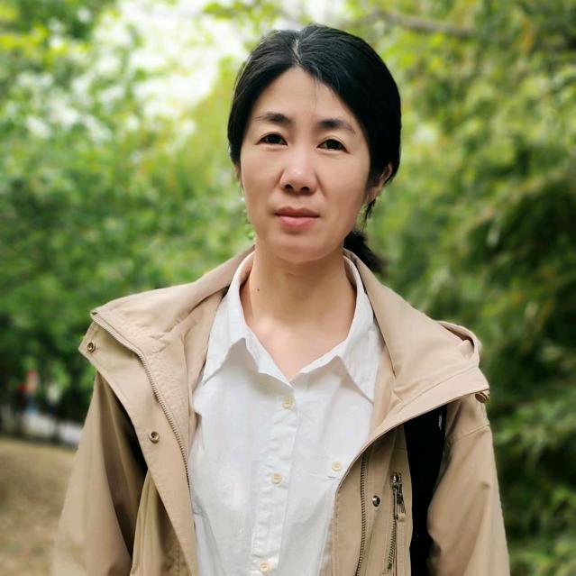 淼妈(一个人在曹营心在汉的女装店主)