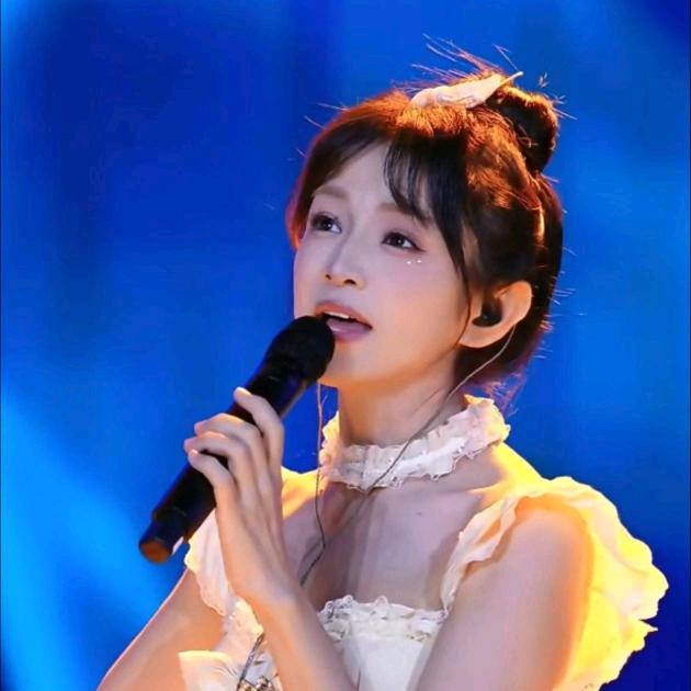 飞飞🍀²⁵²（文er切片）