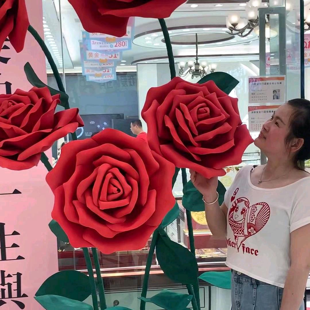 陪陪在努力