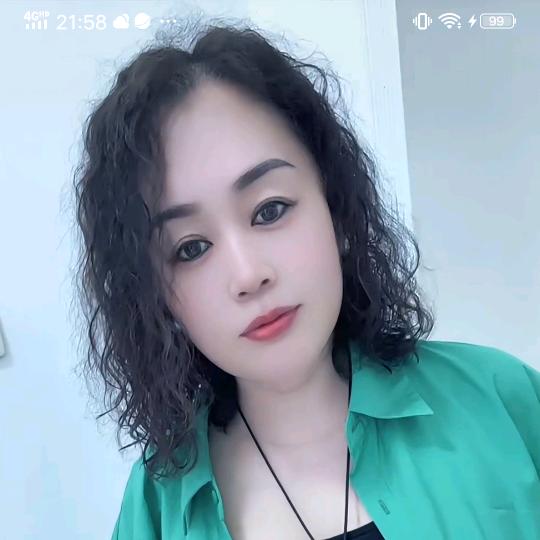 艳玲单身一个人