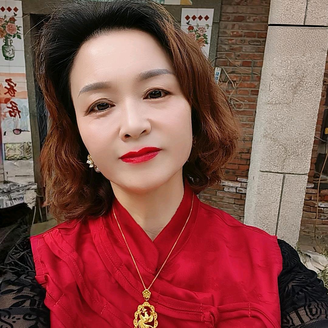 飘雪花(周一至周五晚上7点45分开播)
