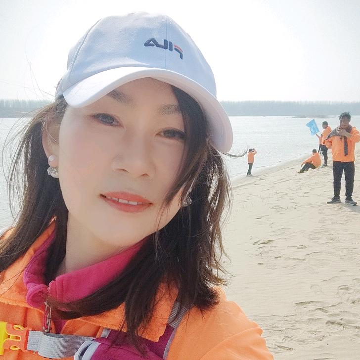 红姐姐服饰工厂店