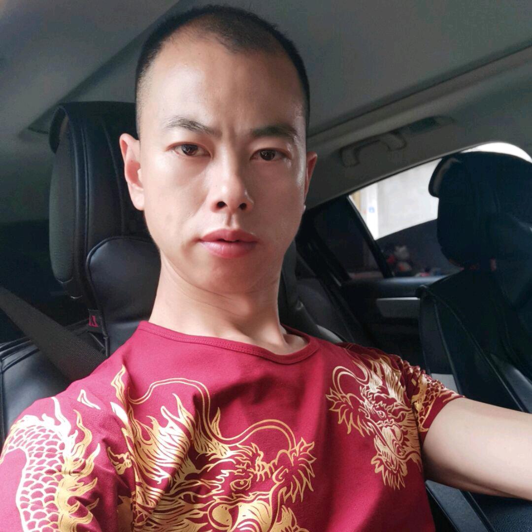 阿荣爱唱歌🎤