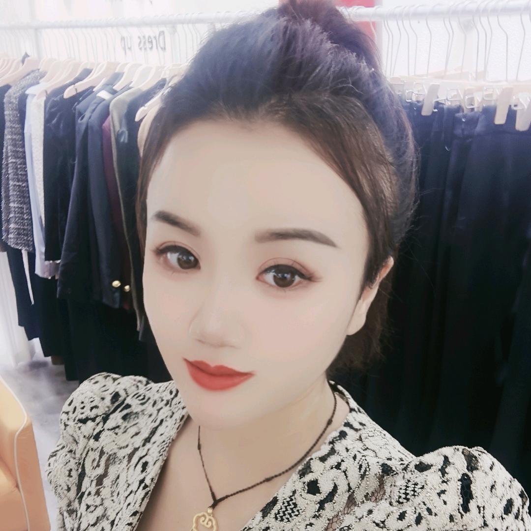 小九..