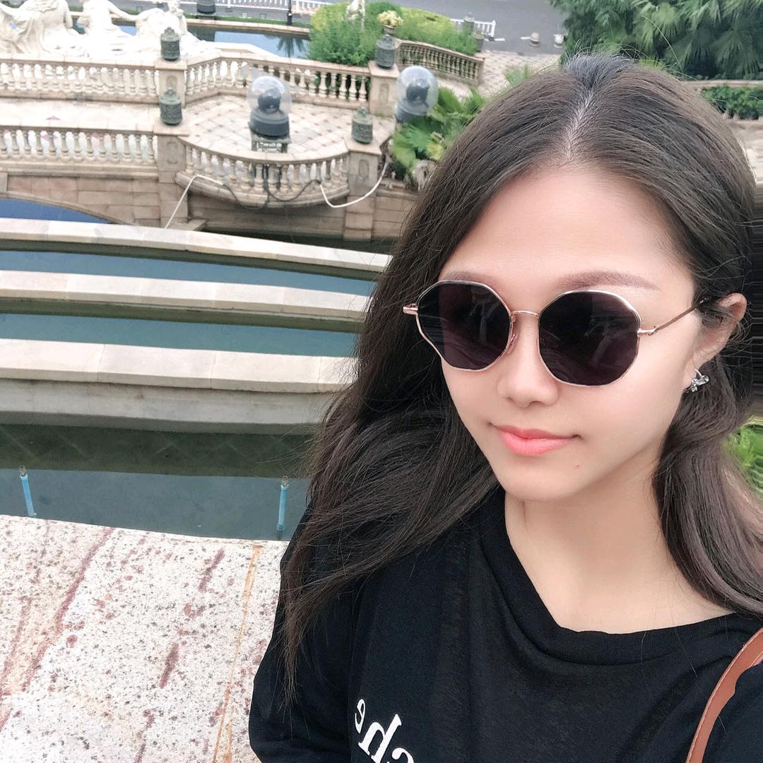 星⭐️闪闪🎤