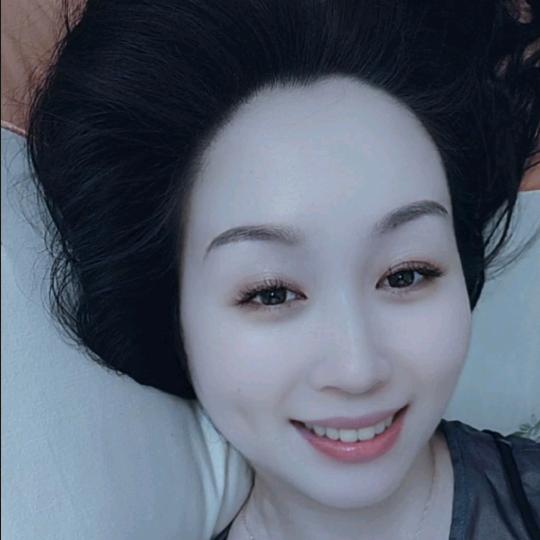 邓家二小姐☘️☘️