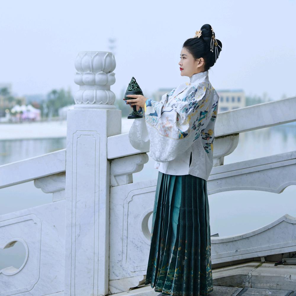 婚礼主持人王萍