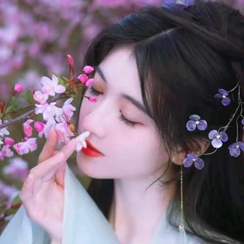 雅逸服饰🙋‍♀️(⑉°з°)-♡