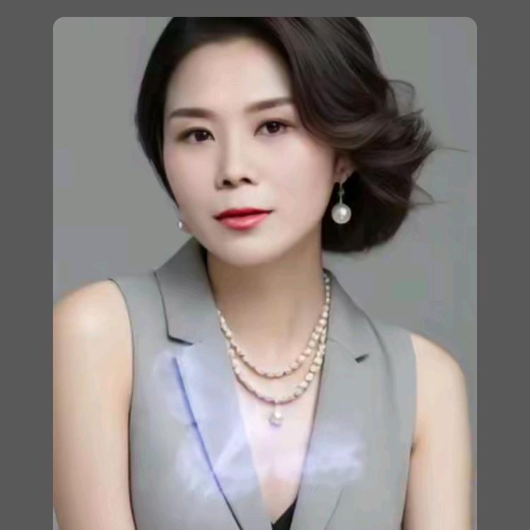 相信自己，霞姐