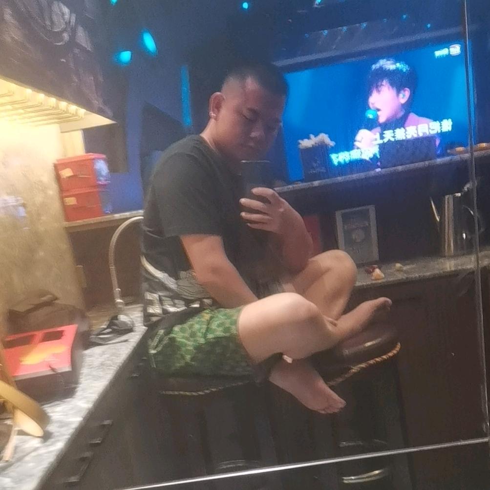 临危不乱