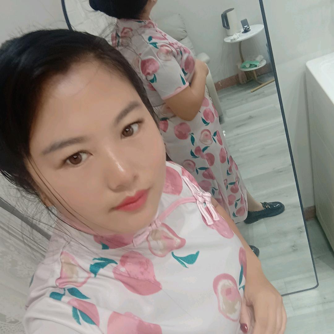 英子