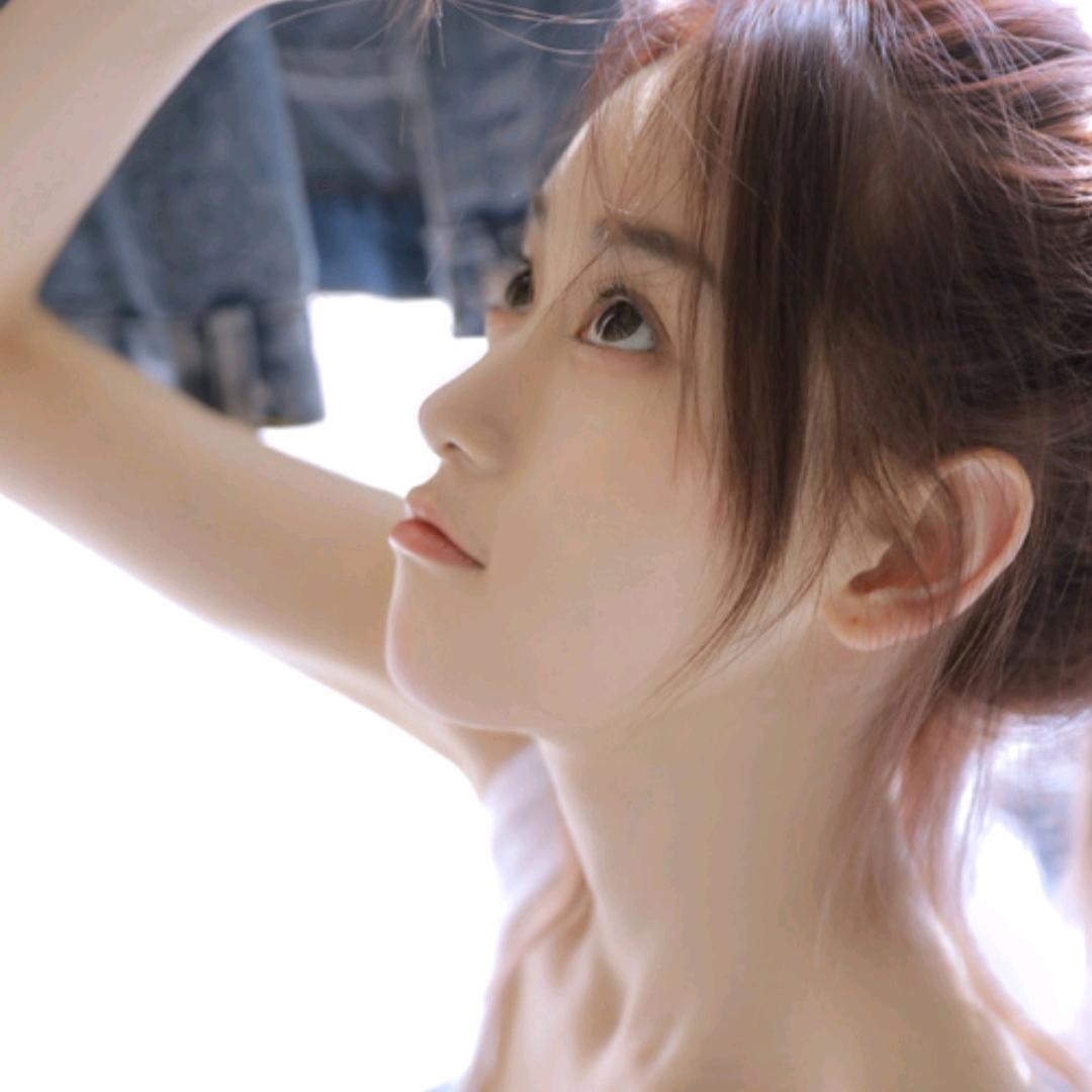 慧慧妹（关注可私）