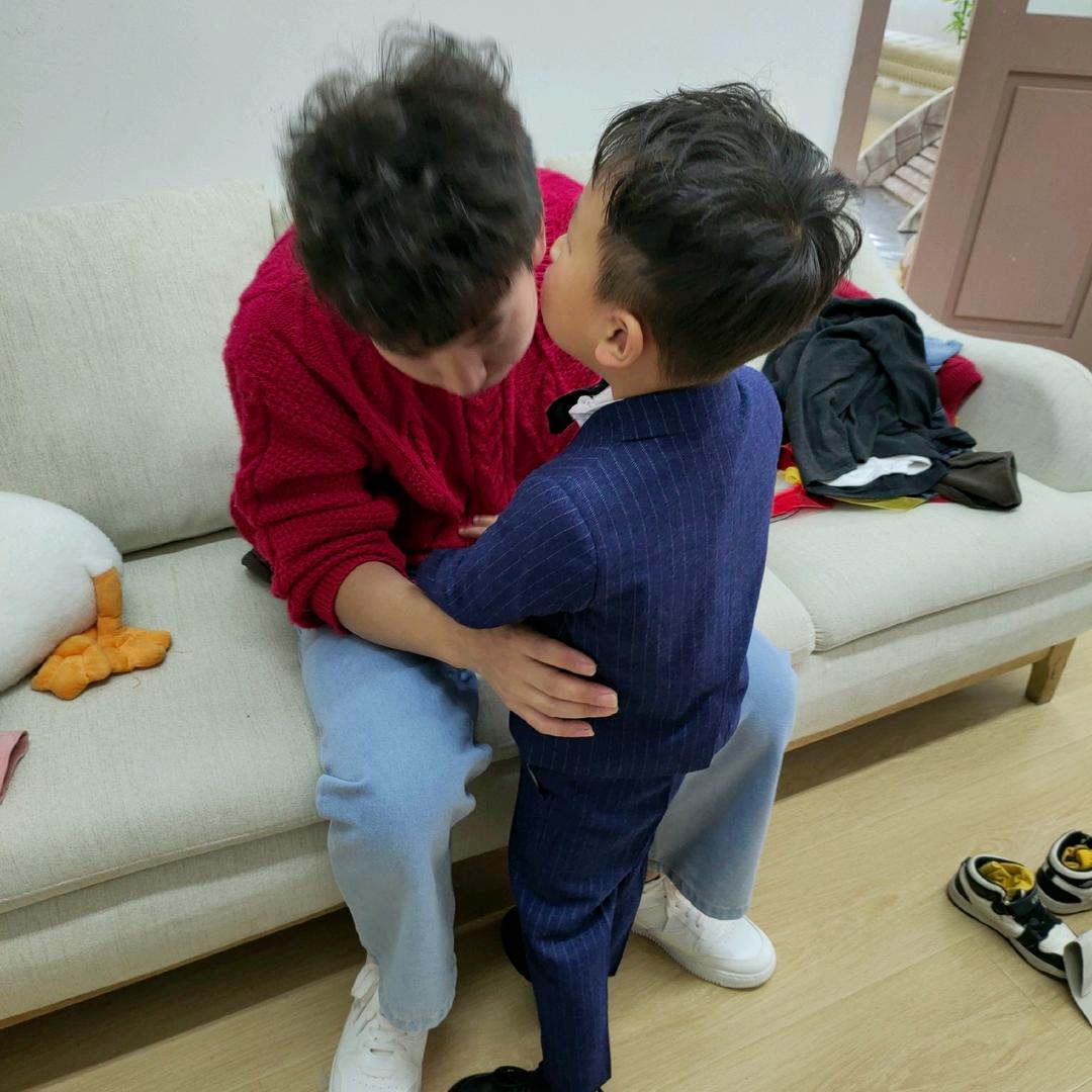 @我是易豪豪粑粑
