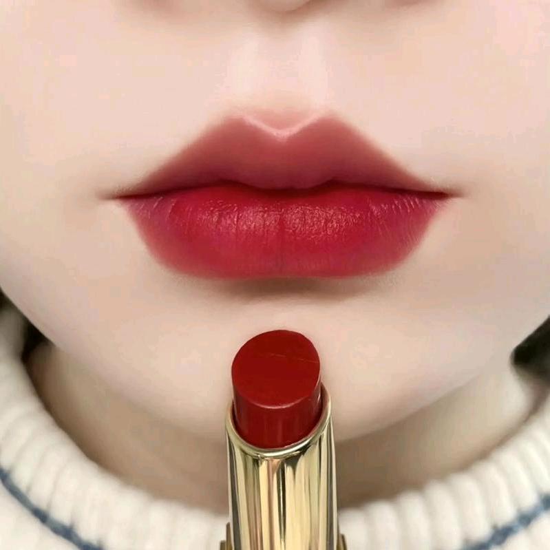 唇红齿白小骚年