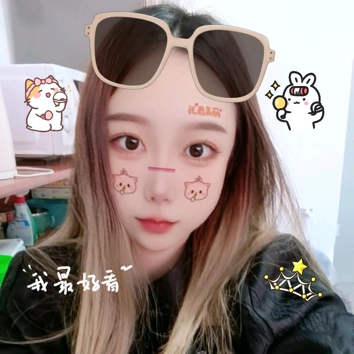 春羽足道.罗大漂亮