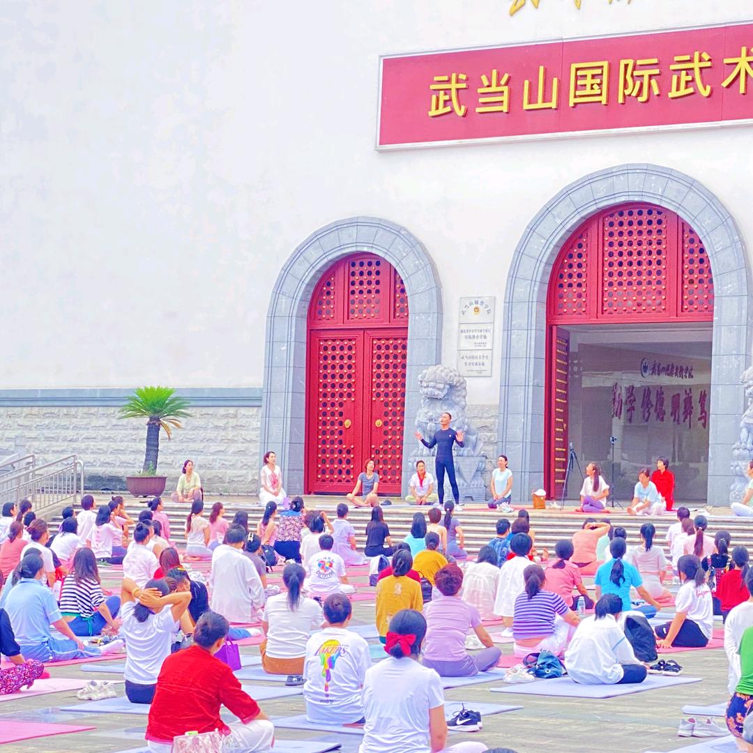 阳光运动
