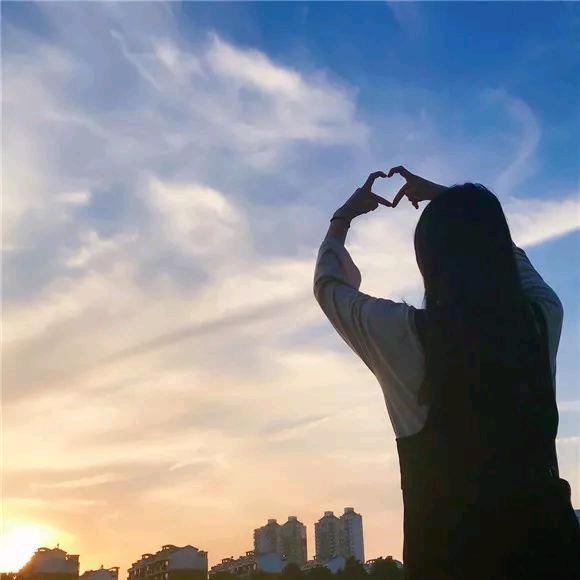 你好，明天💞