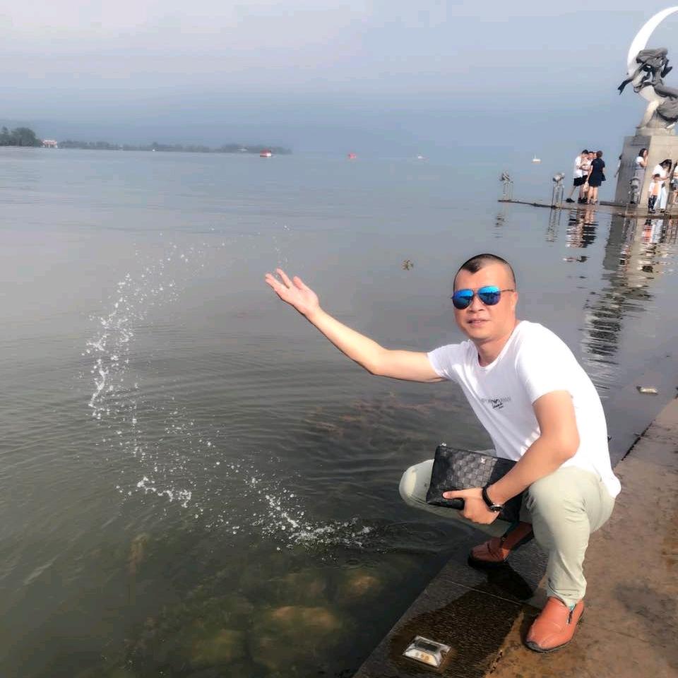 劳务公司（承接挖运河道，土石方开挖运输）