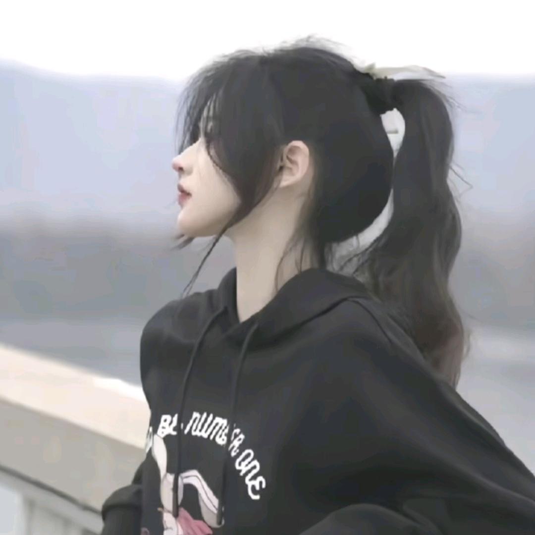 (˵¯͒呆呆¯͒˵)