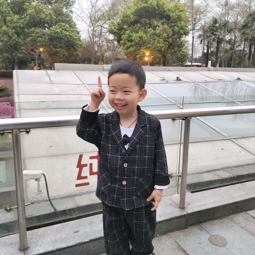 别怕，你身后还有我